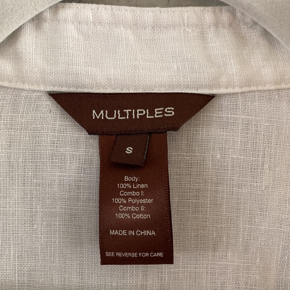 Ladies “light” white jacket, size S Brand- “Multiples” sheer at the bottom. - Picture 3 of 16